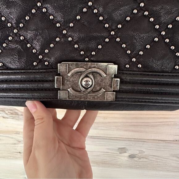 AUTHENTIC Chanel Studded Medium Boy Bag - Picture 4 of 16